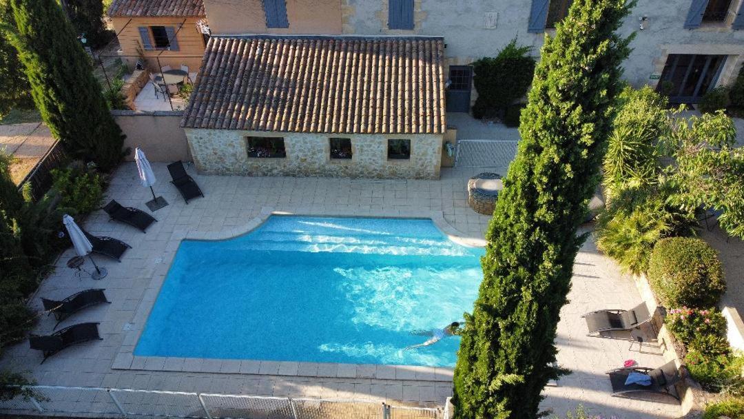 Le Mas Des Vergers Salon-de-Provence Exterior foto